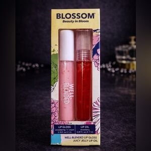 Blossom Lip Gloss & Lip Oil Duo – Strawberries ‘n Cream & Strawberry – NIB